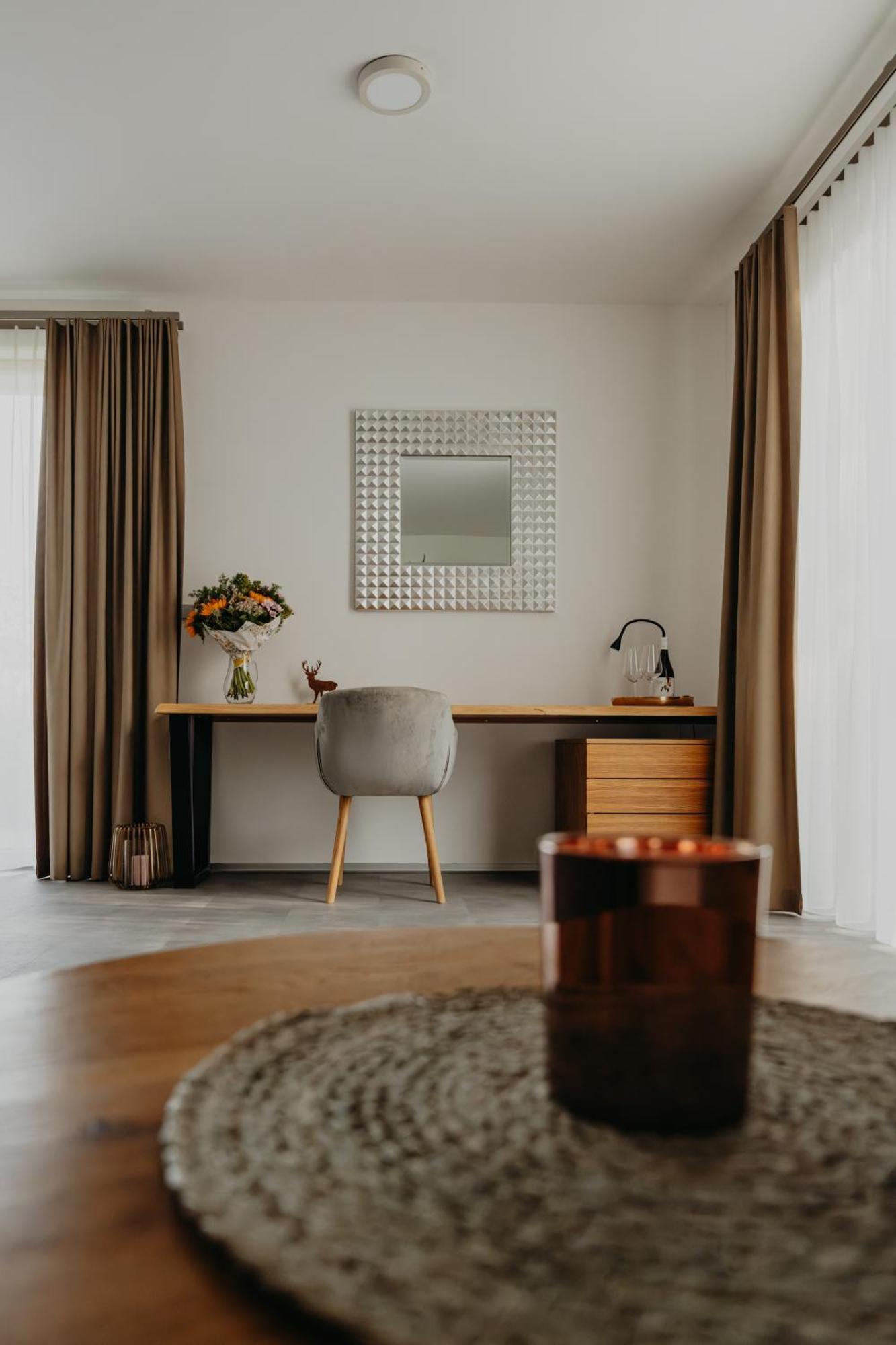 Apartman Usti Hranice  Luaran gambar